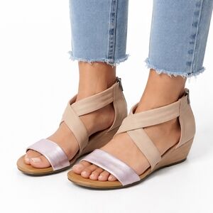 Bueno Buttery Soft Leather Two-Tone Wedge Sandals Beige Blush Zip Back